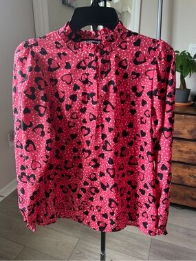 Karl Lagerfeld Paris Women's Pink Heart Print Ruffle Neck Keyhole Blouse Sz S
